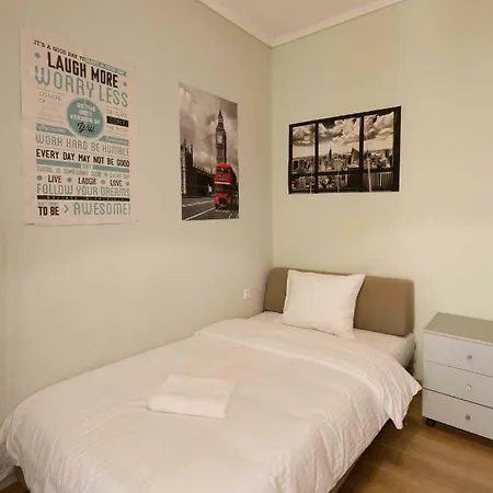 3 Bedroom Close To The Center
