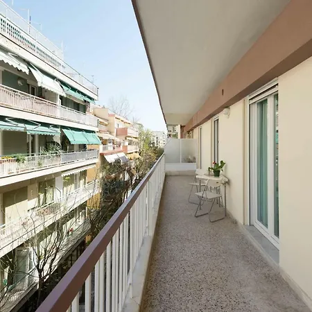 3 Bedroom Close To The Center