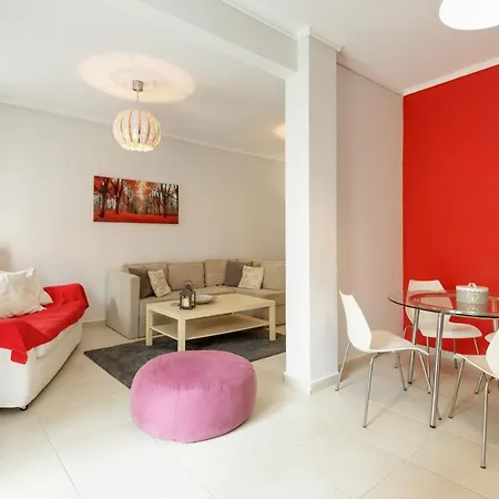 3 Bedroom Close To The Center *